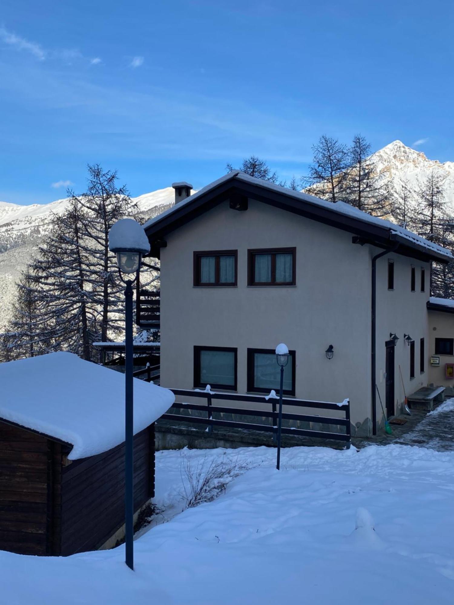 Green Mountain Lodge Oulx Εξωτερικό φωτογραφία